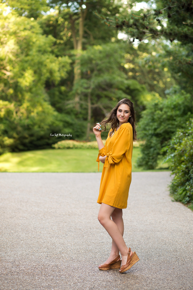 Senior girl playing with her hair | Saginaw Photographer